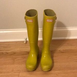 Yellow hunter boots
